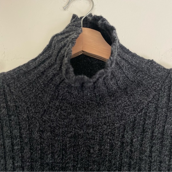 G.A.S Women’s Turtleneck Knot Gray Dress MIDI Size XL *Measurements in photo* - Picture 2 of 7